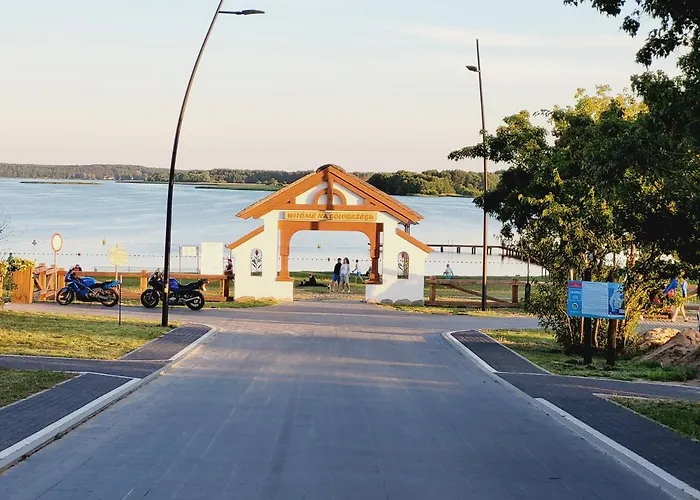 Sielsko Anielsko -domki Дом отдыха Сворнегаце