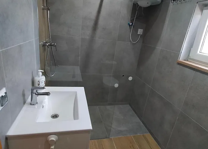 Sielsko Anielsko -domki Сворнегаце